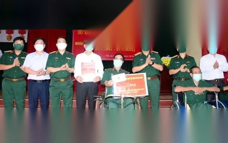 che do mai tang cho thuong binh image 01