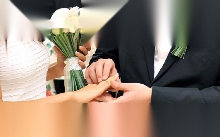 dang ky ket hon voi nguoi cong hoa ao tai viet nam image 01