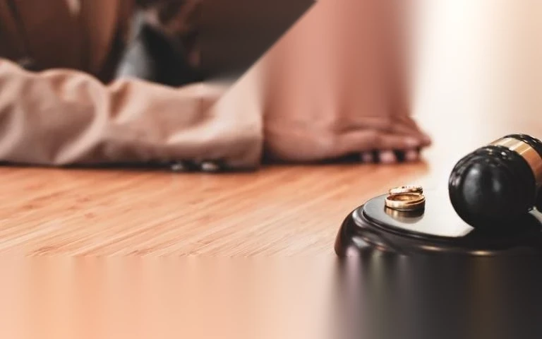 lam sao de ly hon khi khong xac dinh duoc noi cu tru cua bi don image 01