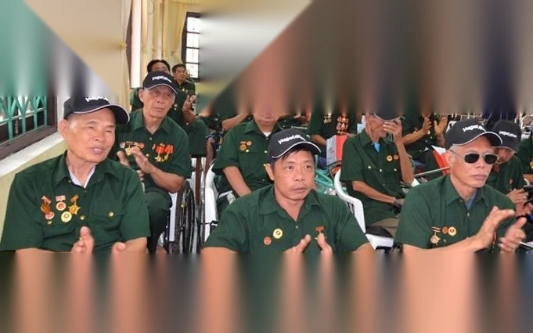 ma the bhyt nguoi co cong voi cach mang image 01